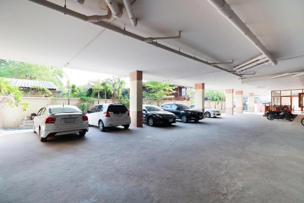 Oyo 794 Mum Khách sạn Chiang Mai