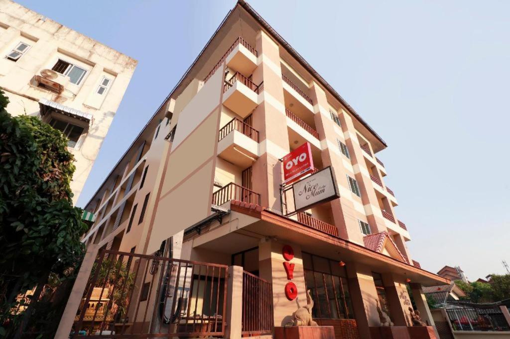 Hotel Oyo 794 Mum 2*